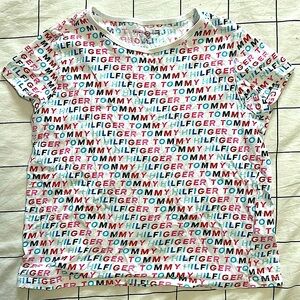 Tommy Hilfiger, T-Shirtt for kids
12-14 Yrs Old
L/G